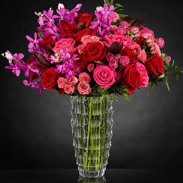 The Heart&#39;s Wishes&trade; Luxury Bouquet