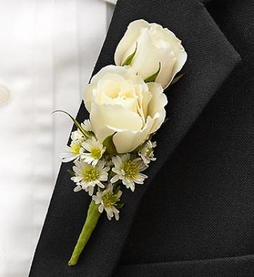 All White Ring Bearer Boutonni?re