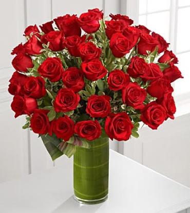 Fate Luxury Rose Bouquet - 48 Stems