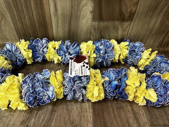 Carnation Lei - SJSU/UC (yellow/blue)