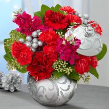 The Holiday Delights Bouquet