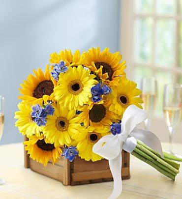 Country Wedding Deluxe Sunflower Mixed Bouquet